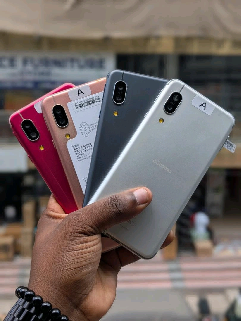 Sharp Aquos Sense 3 Smartphone 64GB 4GB