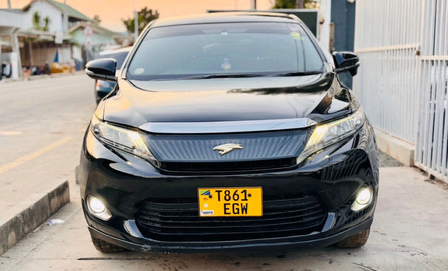 Toyota Harrier Anaconda 2016 Black