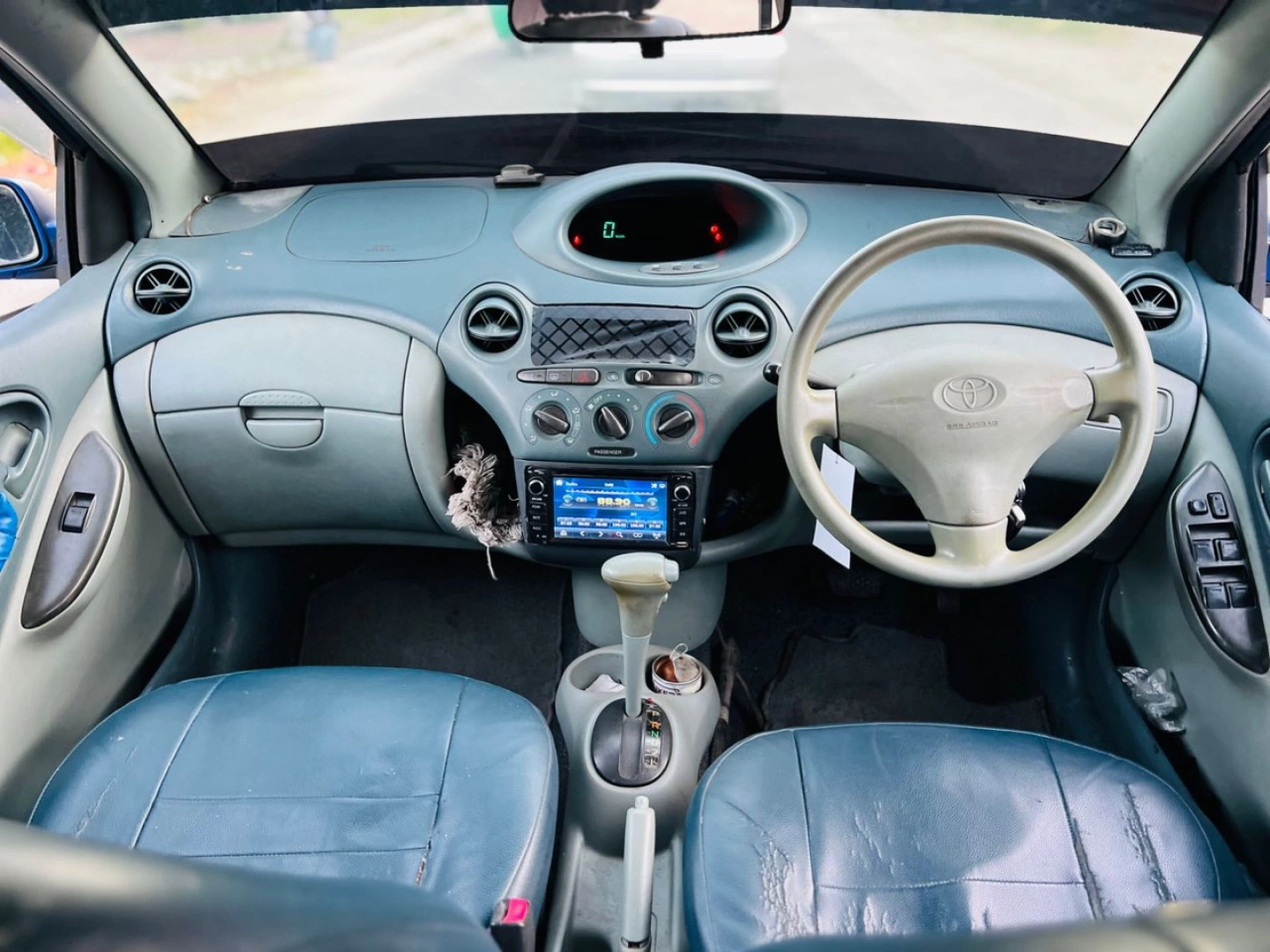 Toyota Vitz Old Model (2004) - Exchange Allowed thumbnail 7