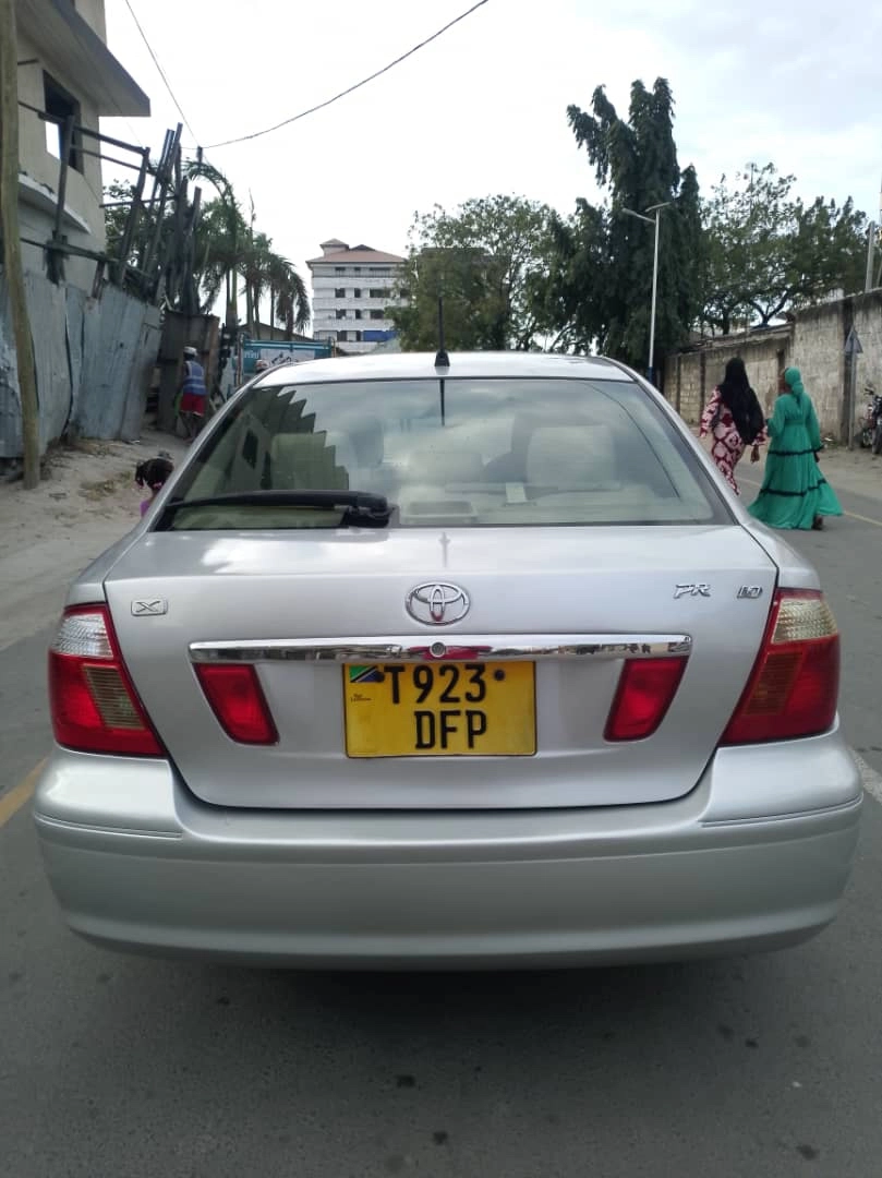 Toyota Premio X Sedan 1790 CC Full AC