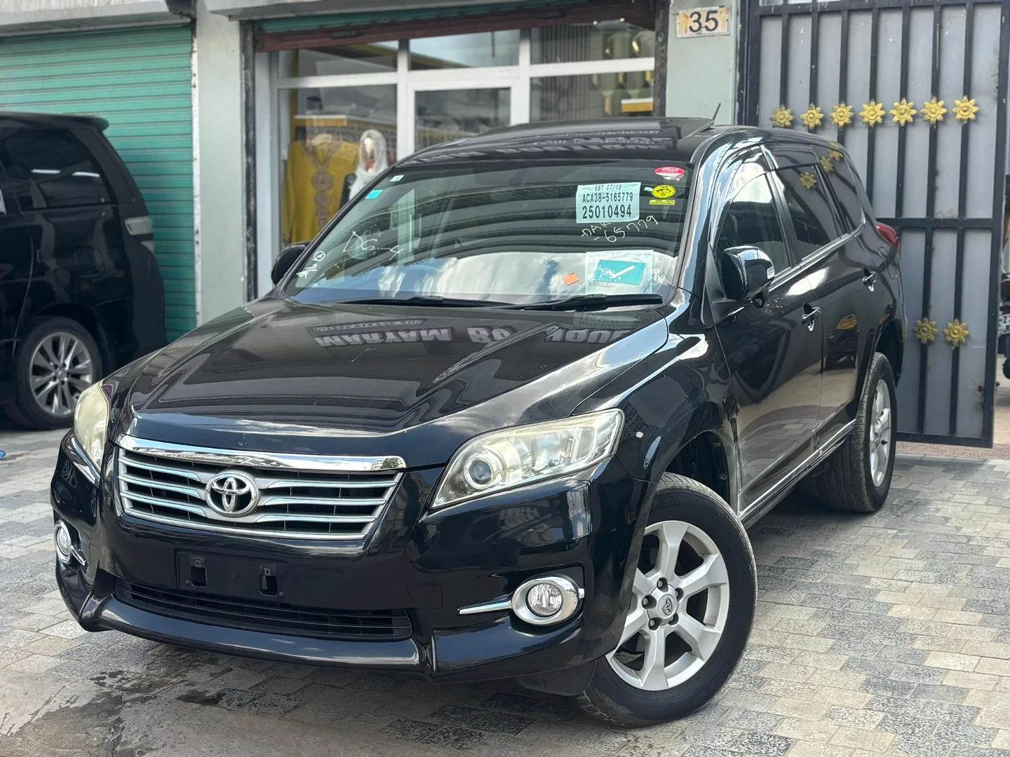 Toyota Vanguard Black SUV Unregistered 2011 thumbnail 3