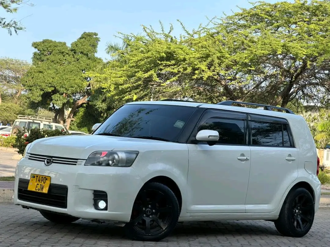 Toyota Rumion 2008, 1NZ Engine, White thumbnail 2