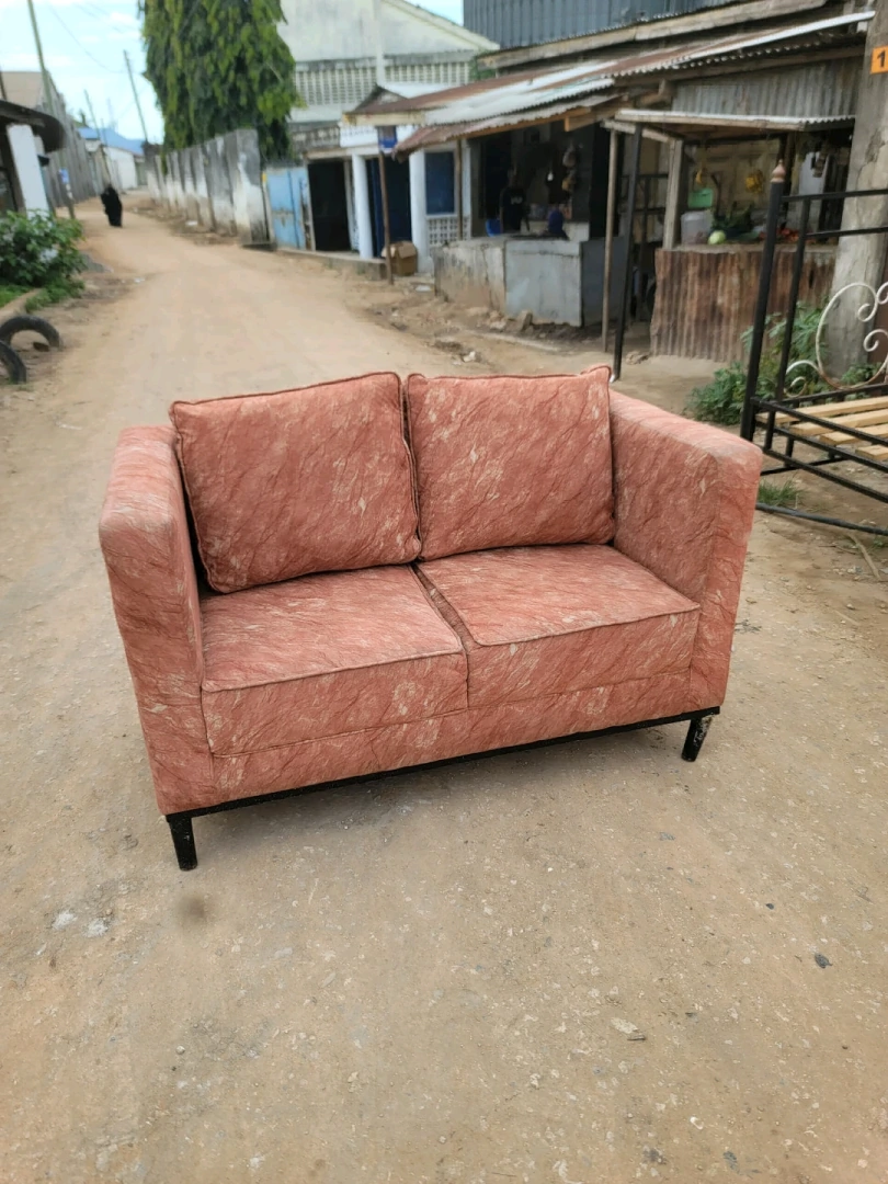 Two-Seater Sofa with Patterned Upholstery