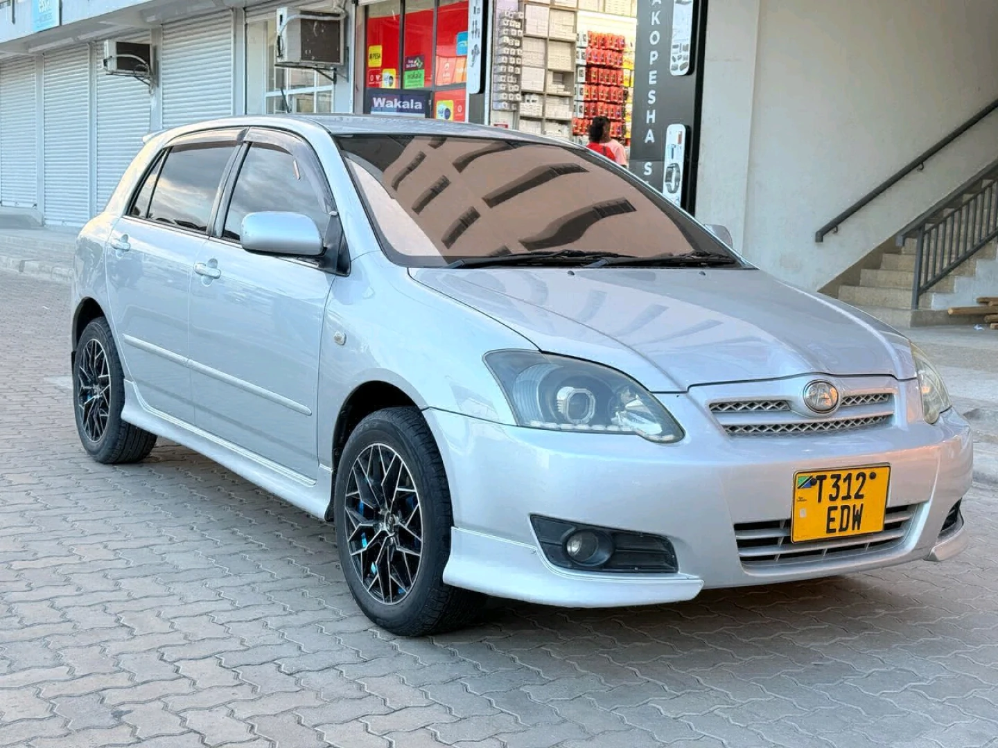 Toyota Allex 2005 Silver - Low Mileage thumbnail 2