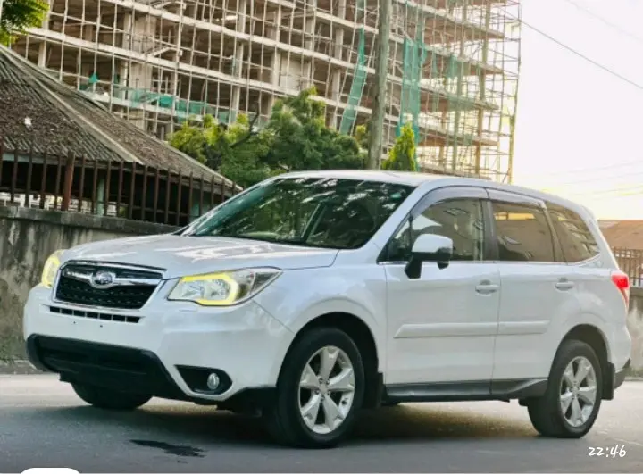 Subaru Forester SUV thumbnail 7