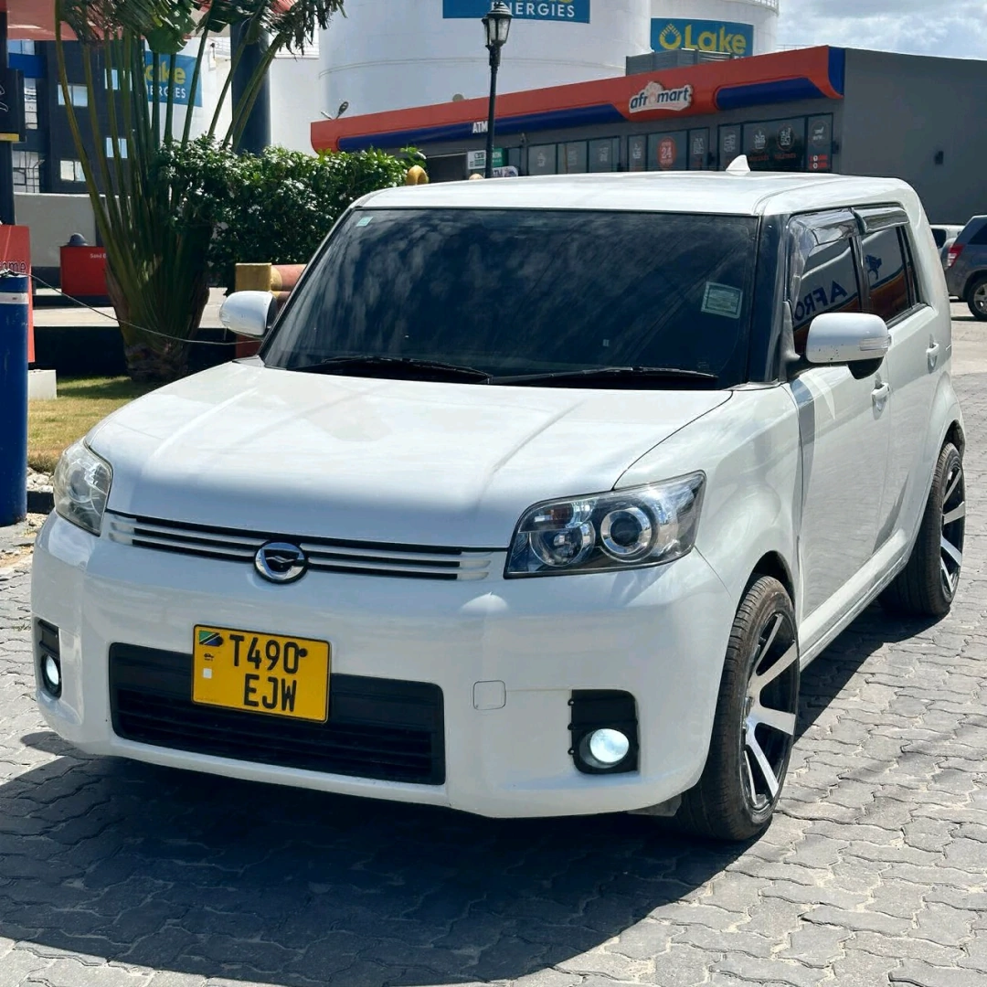 Toyota Rumion Automatic CC 1490 Full AC thumbnail 3