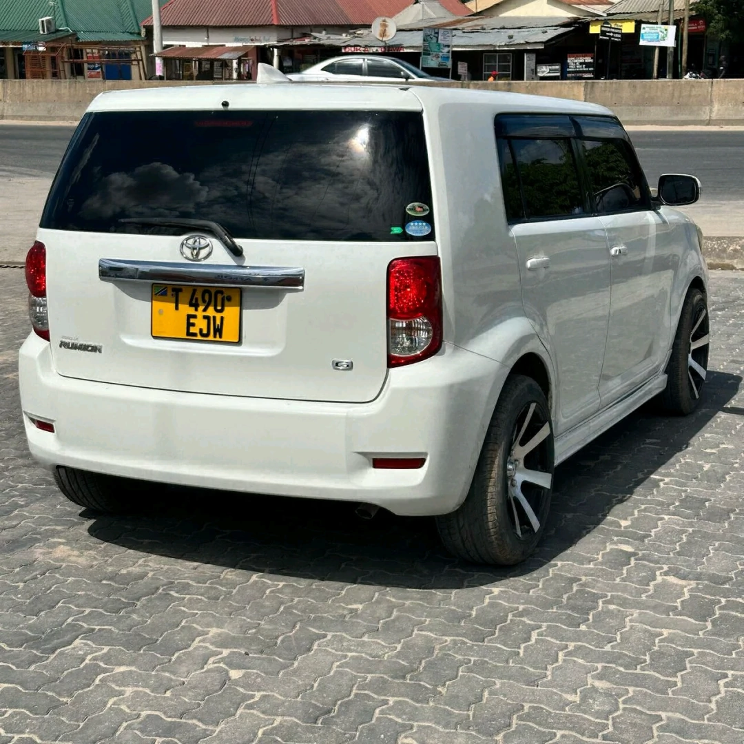 Toyota Rumion Automatic CC 1490 Full AC thumbnail 4