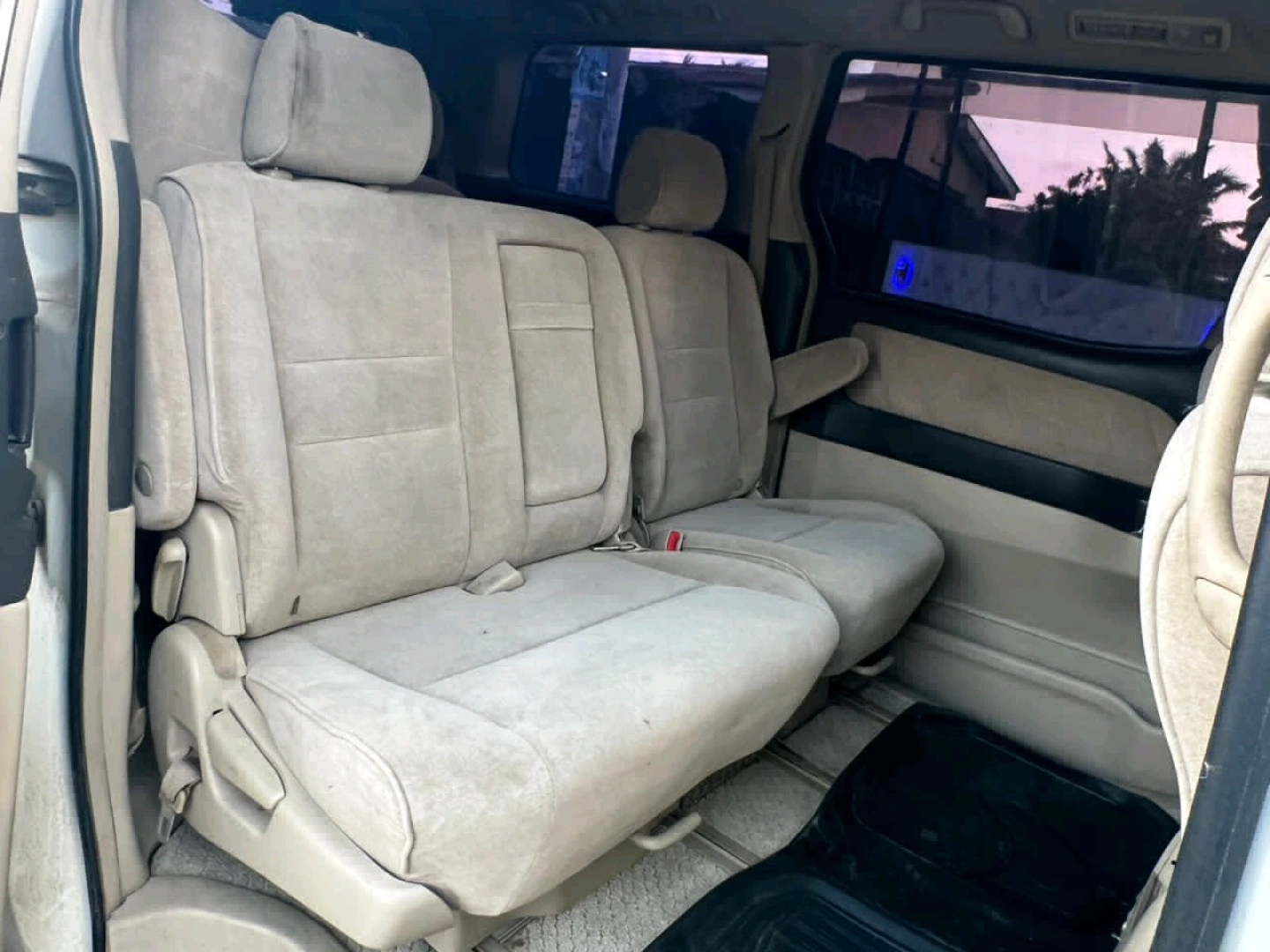 Toyota Alphard Minivan 2003 thumbnail 5
