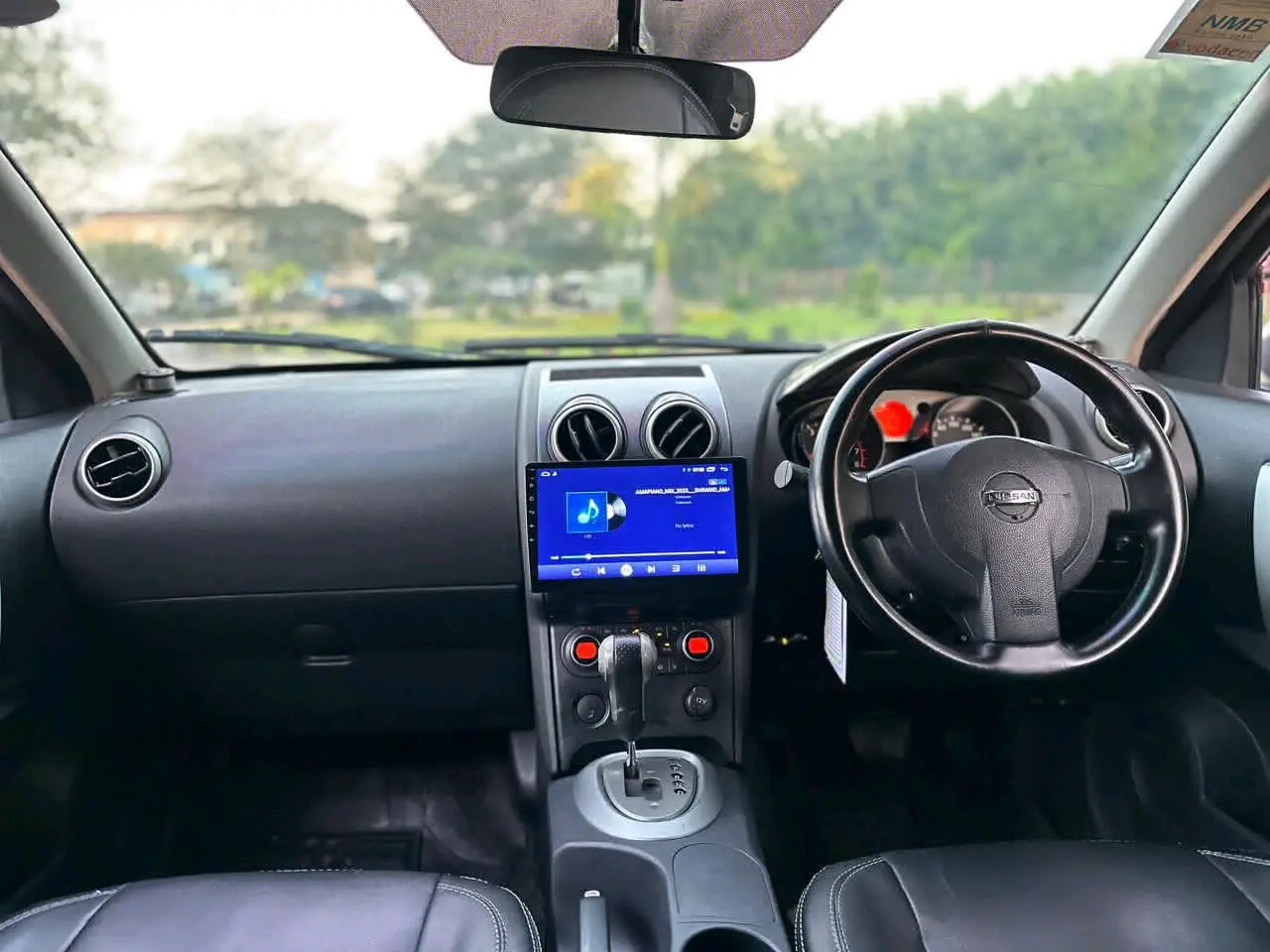Nissan Dualis 2009 Silver thumbnail 8