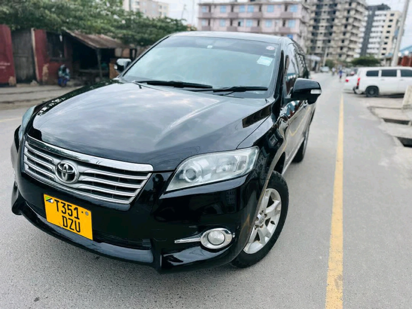 Toyota Vanguard DZU 2011 SUV thumbnail 3