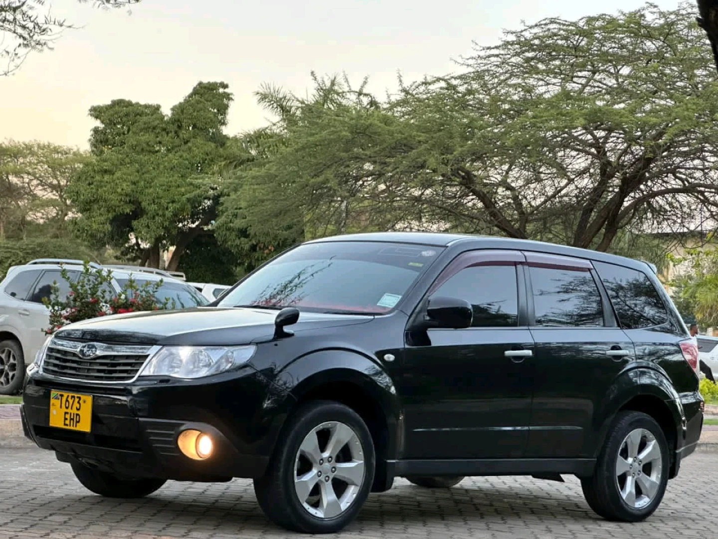 Black Subaru Forester SUV 2009 Model thumbnail 4