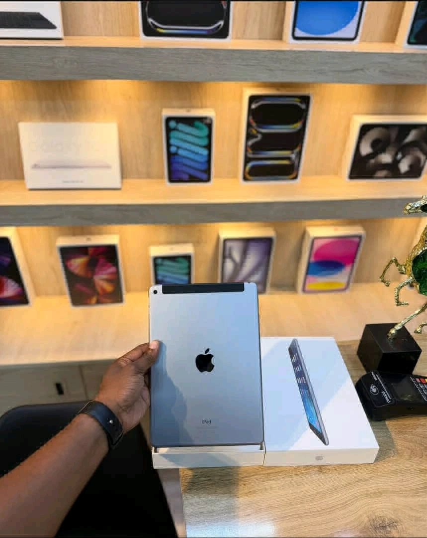 Apple iPad Air 2 9.7 inch (32GB, 64GB, 128GB) with Warranty