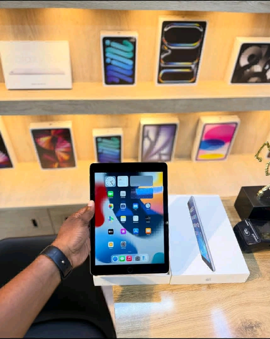 Apple iPad Air 2 9.7 inch (32GB, 64GB, 128GB) with Warranty thumbnail 2