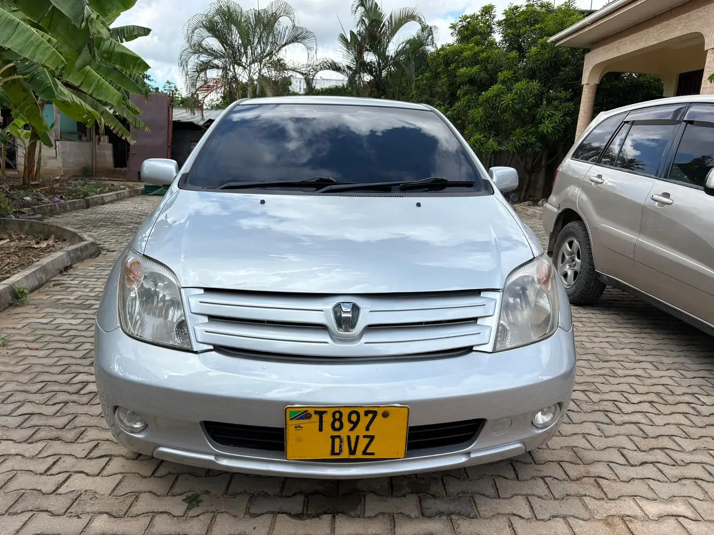 Toyota Ist 2004