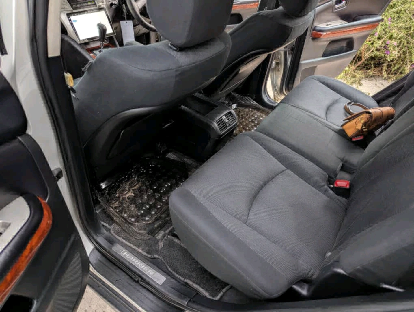 Toyota Harrier 2004 SUV (DQB) - Exchange Allowed thumbnail 6