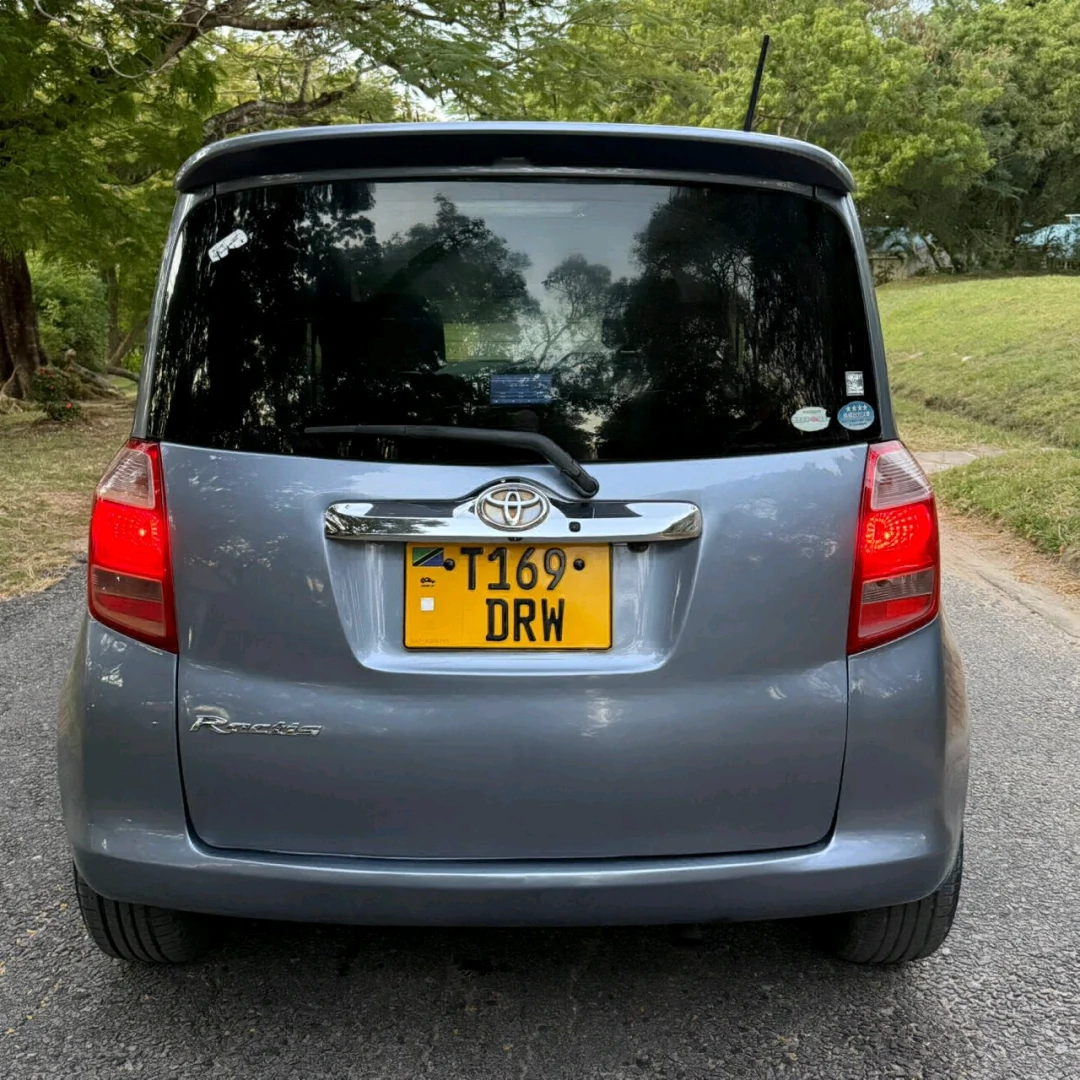 Toyota Ractis 2003 Model 1490cc (Reg DRW)