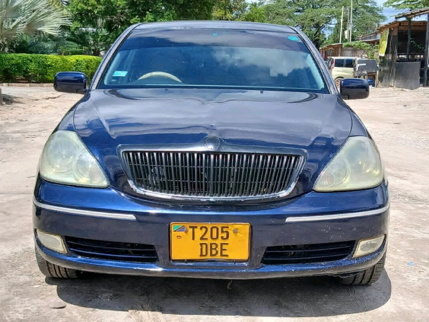 Toyota Brevis Sedan 2004, Low Mileage thumbnail 2