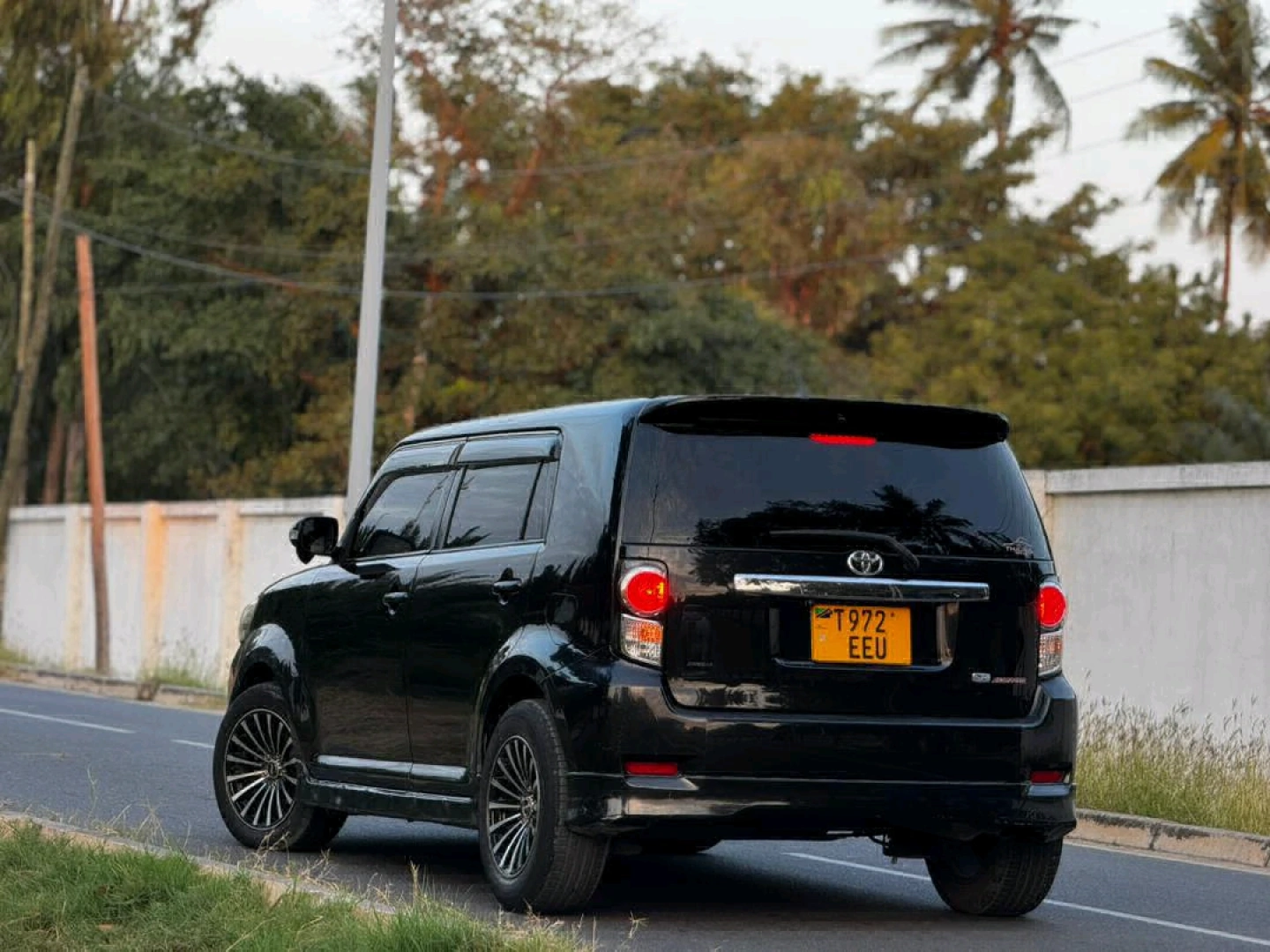 Toyota Corolla Rumion 2010 Black 1490cc thumbnail 2