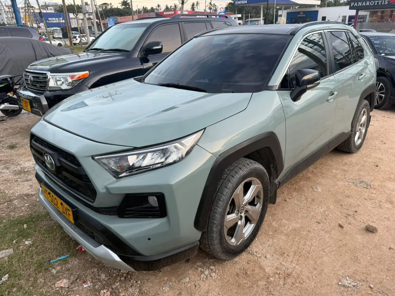 Toyota RAV4 Adventure 2022 thumbnail 5