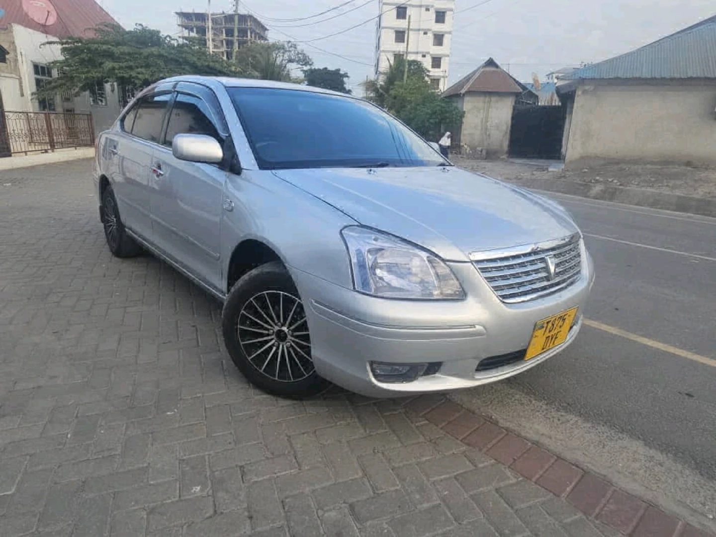 Toyota Premio F Sedan thumbnail 6
