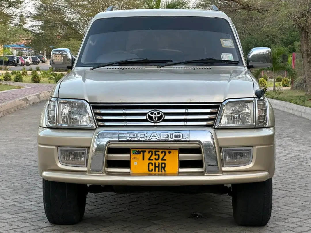 Toyota Land Cruiser Prado 2001 Gold