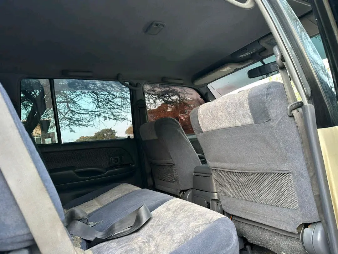 Toyota Land Cruiser Prado 2001 Gold thumbnail 8