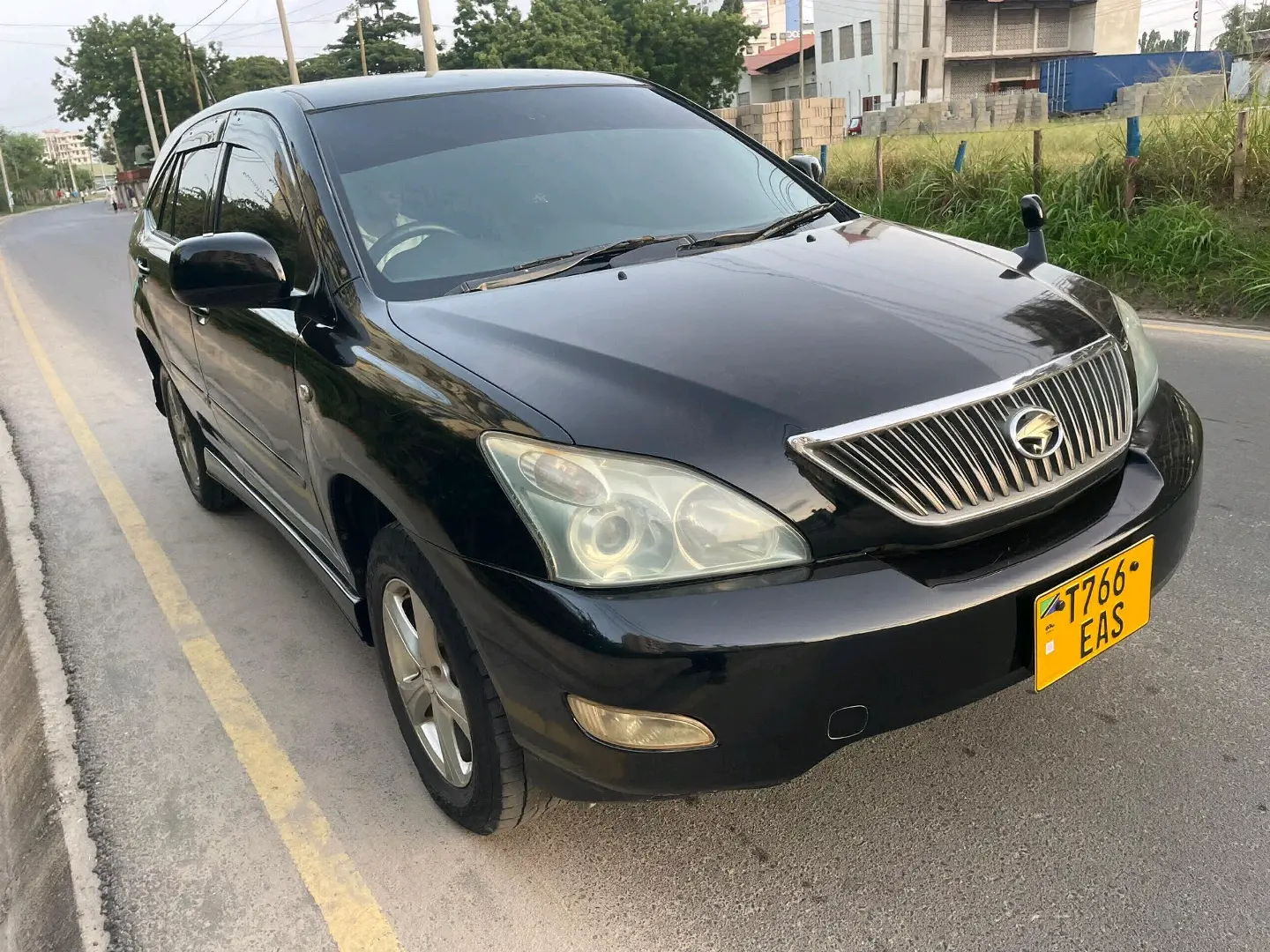 2004 Toyota Harrier SUV for Sale thumbnail 6