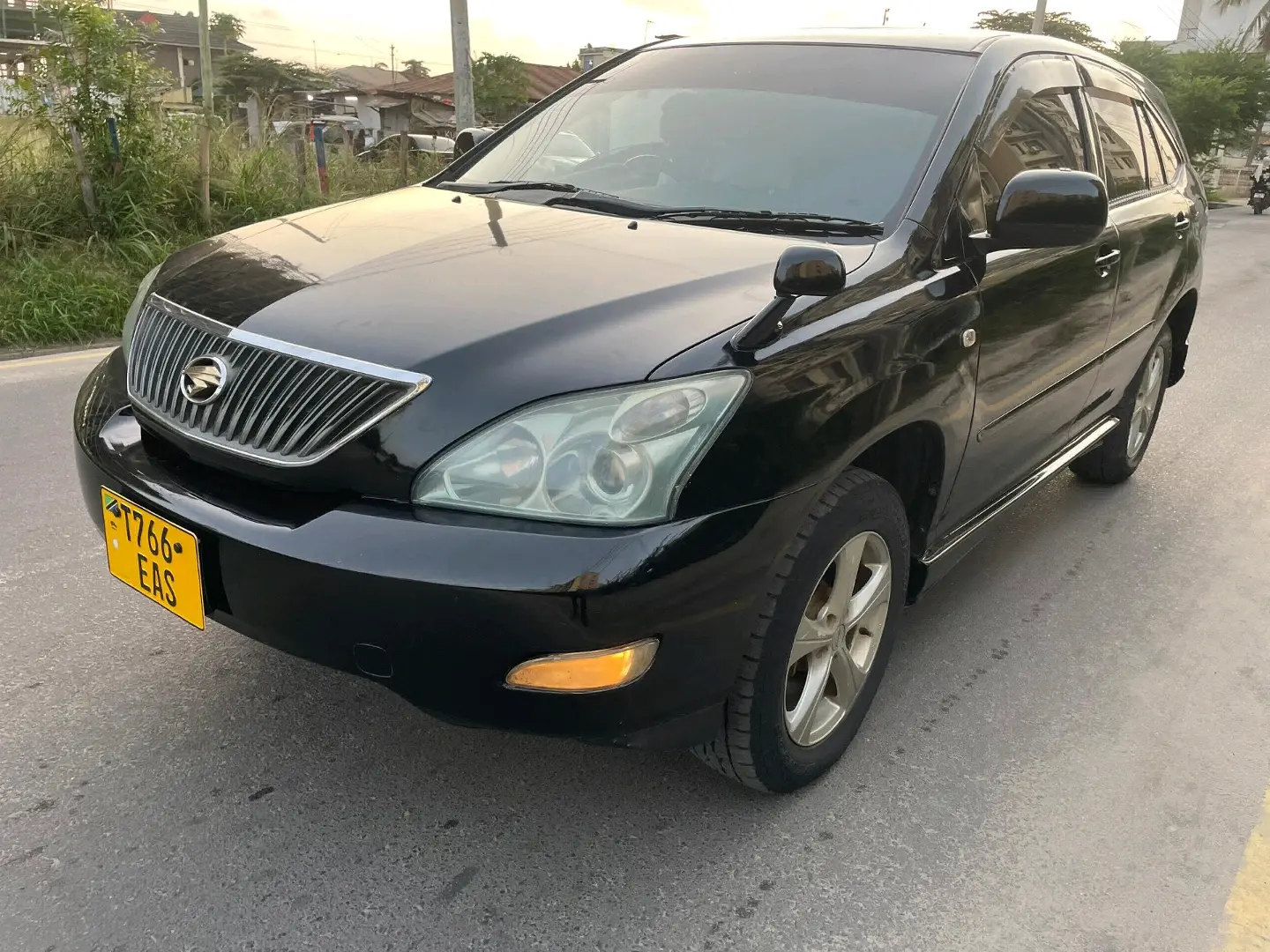 2004 Toyota Harrier SUV for Sale thumbnail 8