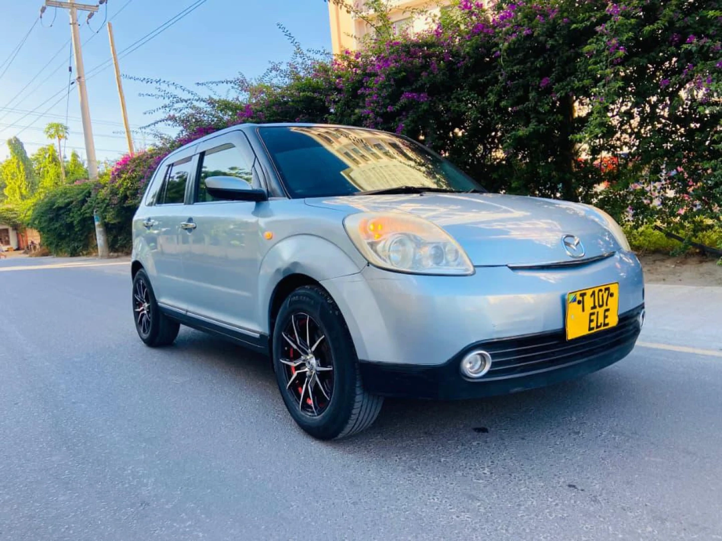 Mazda Verisa 2005 Automatic 1490cc thumbnail 2