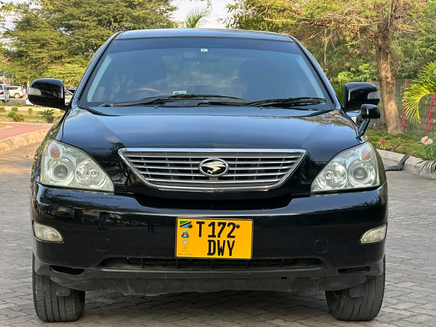 Toyota Harrier 2006 Black SUV (DWY Reg)