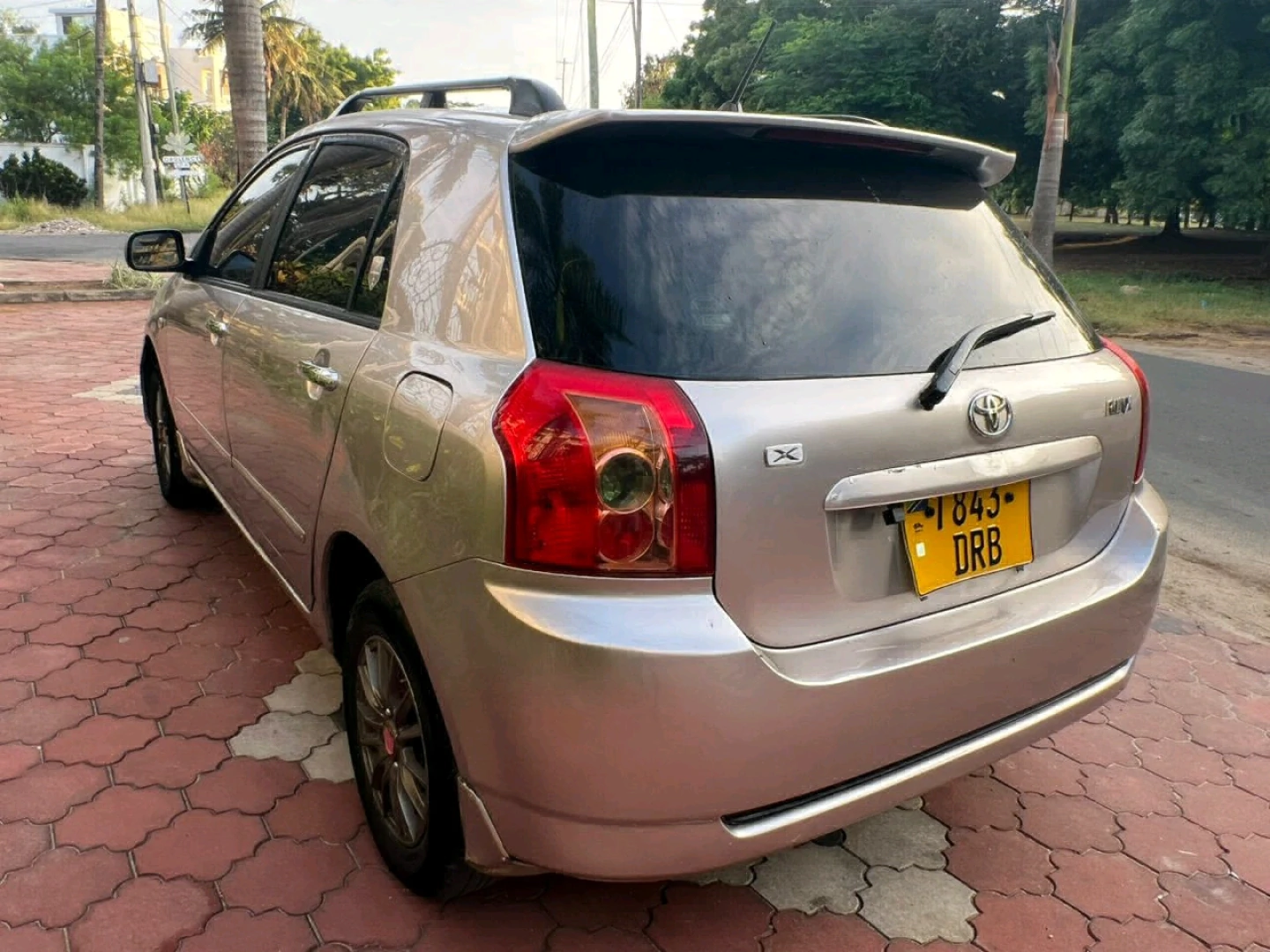 Toyota RunX 2006 Model for Sale thumbnail 5