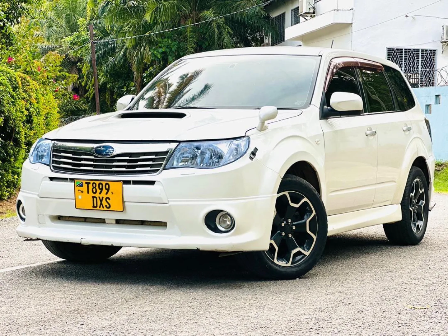 Subaru Forester 2010 (1990cc) - Mwanza thumbnail 9