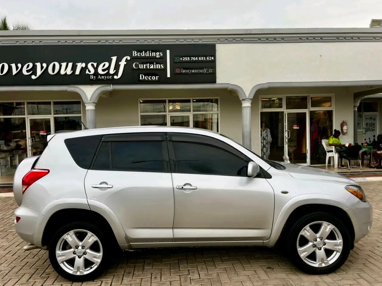 Toyota RAV4 2006 Silver thumbnail 9