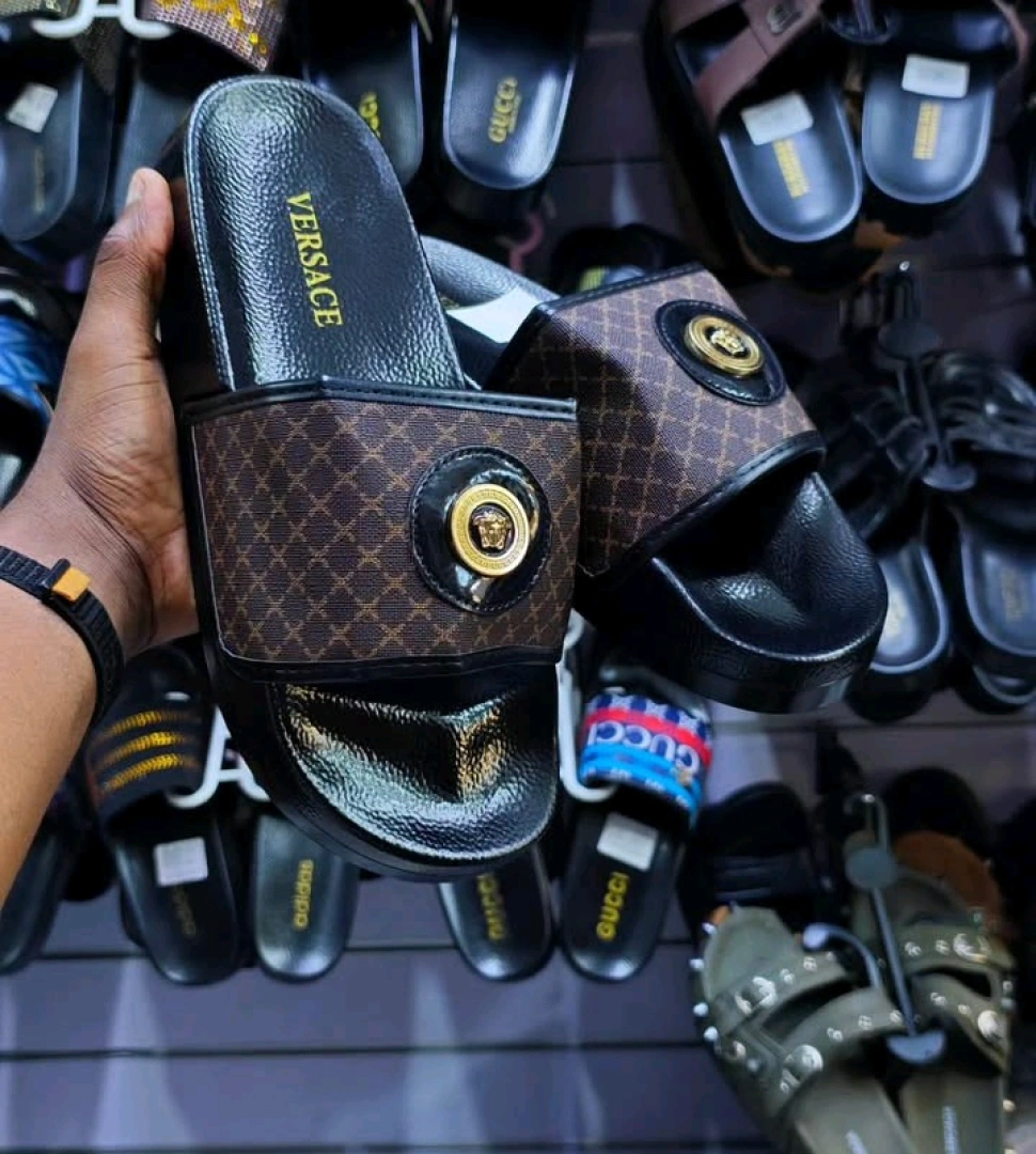 Louis Vuitton Slide Sandals thumbnail 2