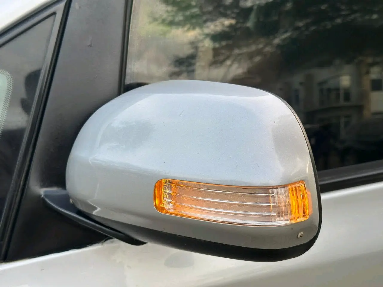 Silver Toyota Ractis (ECF) thumbnail 7