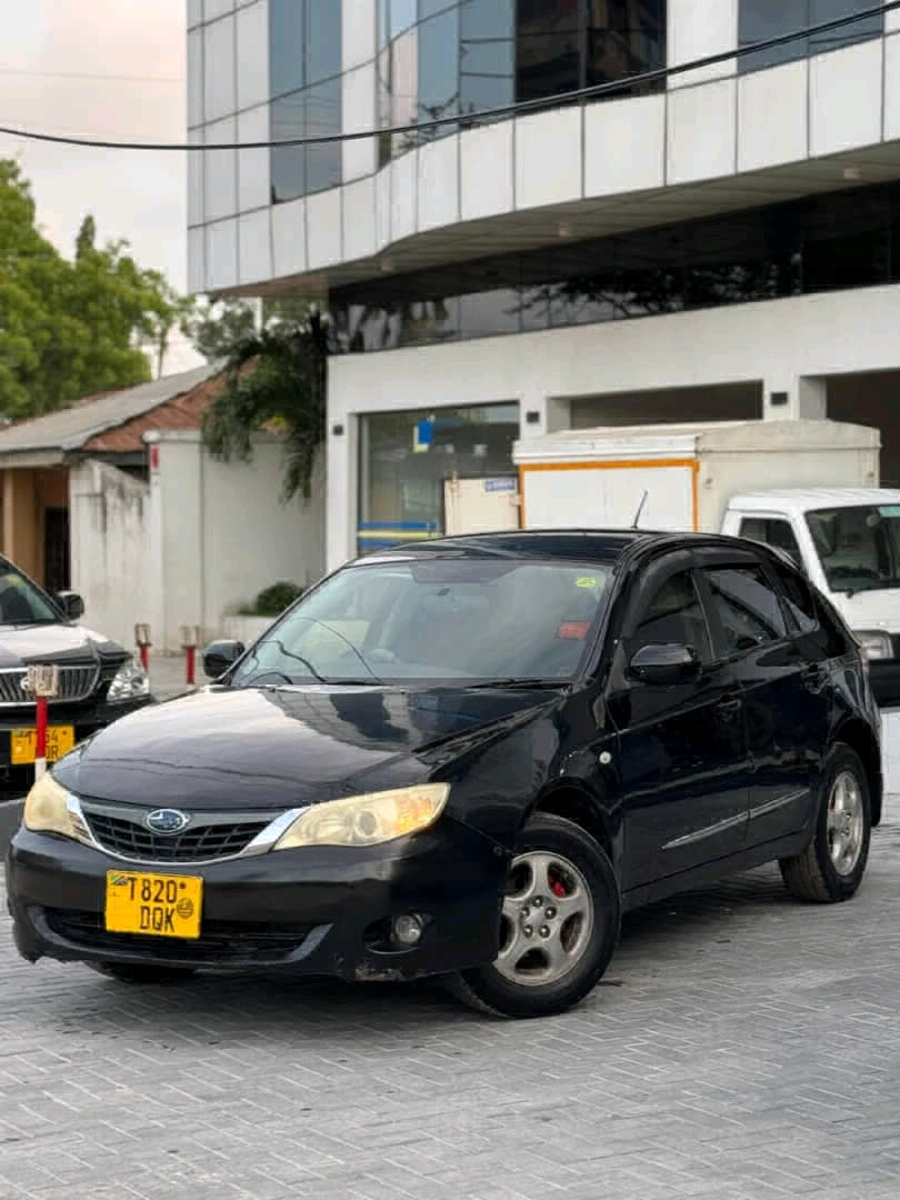 Black Subaru Impreza Hatchback 2008 thumbnail 2