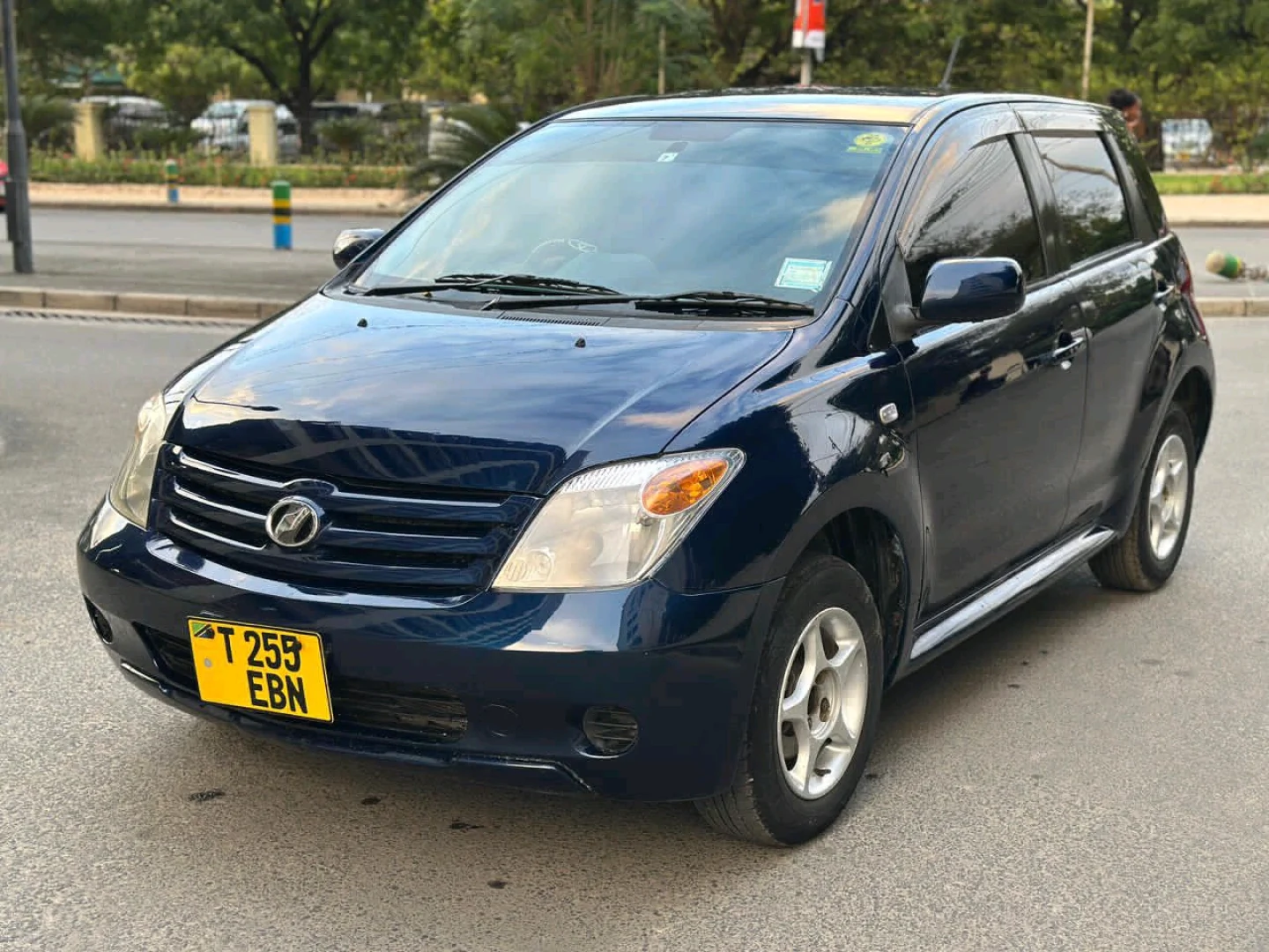 Toyota IST 2005 Automatic (1490cc) - Exchange Allowed thumbnail 2