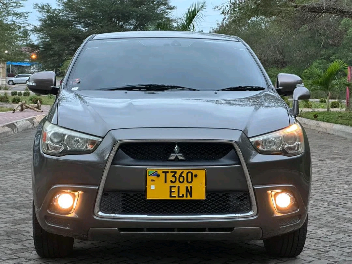 Mitsubishi RVR SUV 2010 Brown 1790 CC