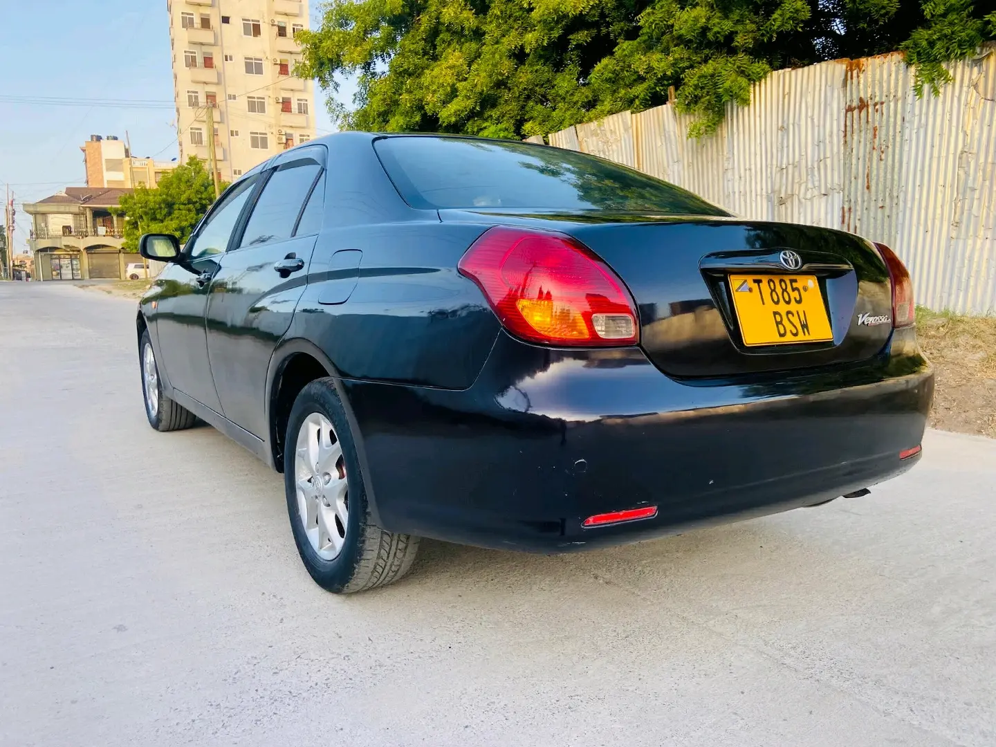 Toyota Verossa Sedan 2002 Model thumbnail 4