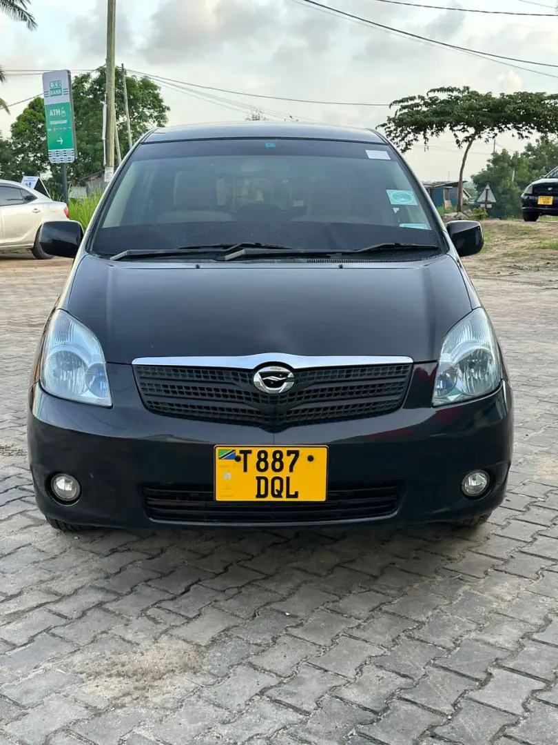 Toyota Spacio Nyeusi, Condition Nzuri