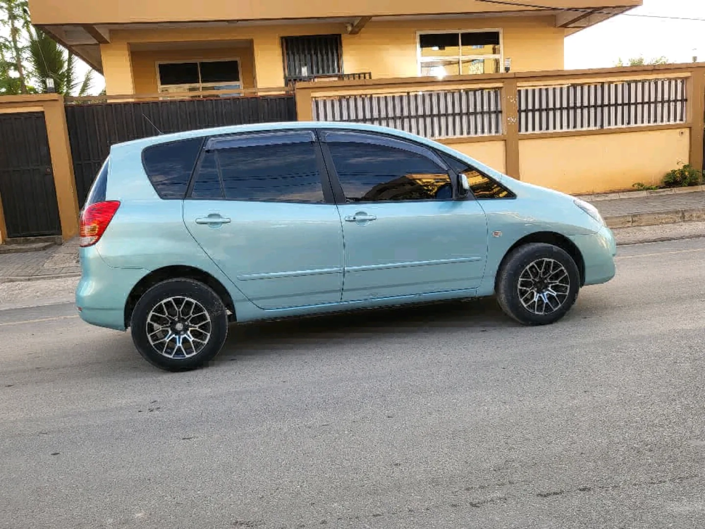 Toyota Spacio ECC Dark Blue thumbnail 5