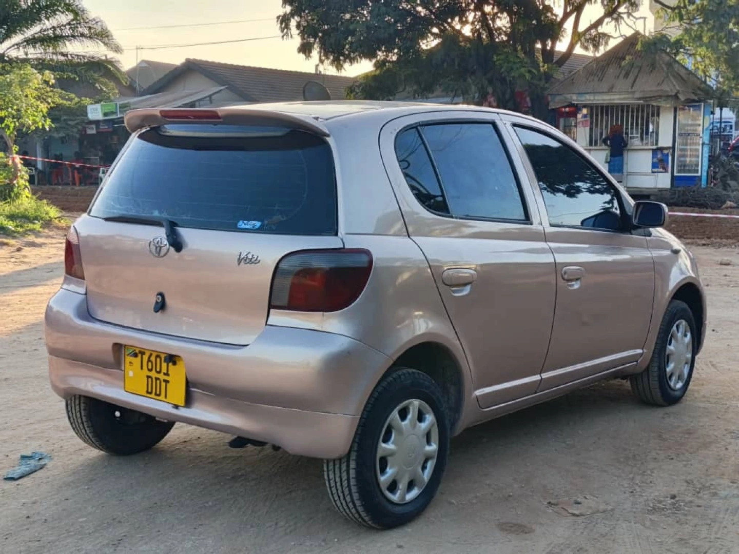 Toyota Vitz Old DDT 990cc Full AC thumbnail 4