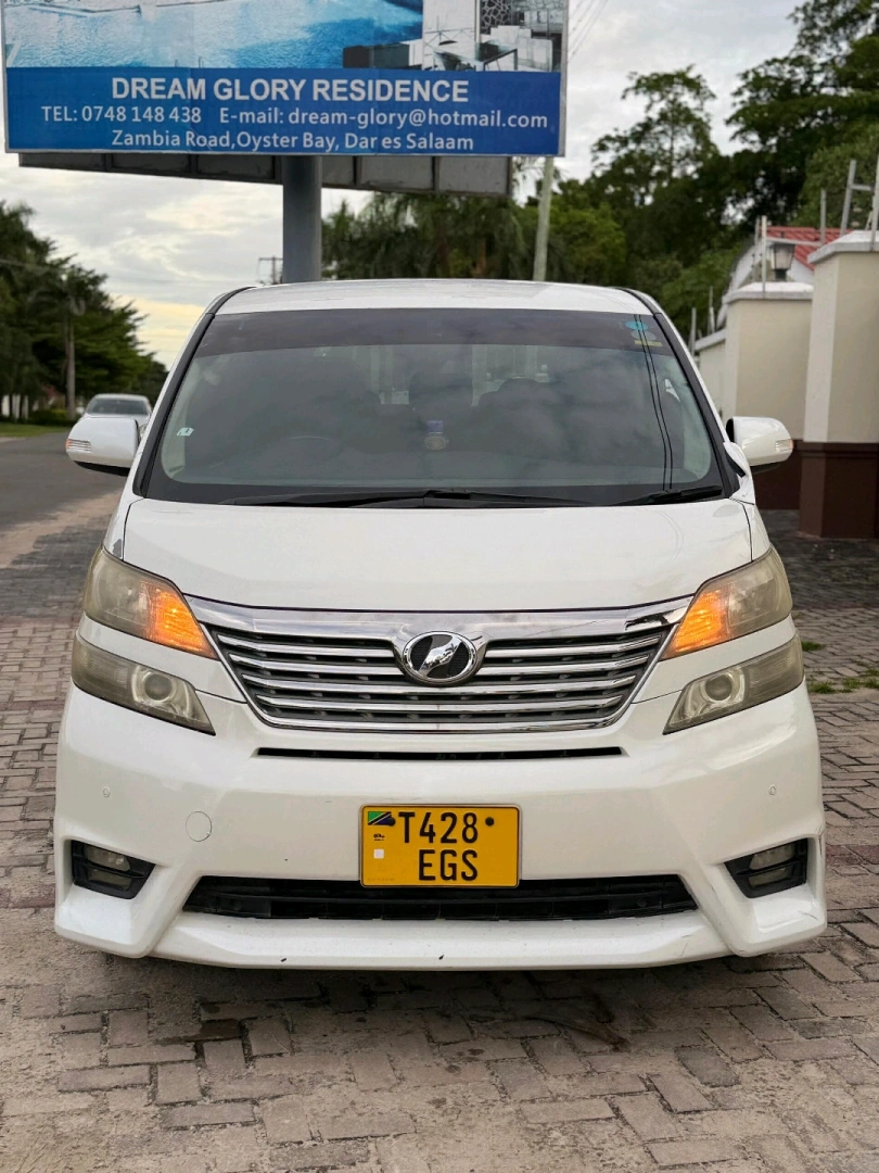 Used Toyota Vellfire Van 2011-2012 Low Mileage