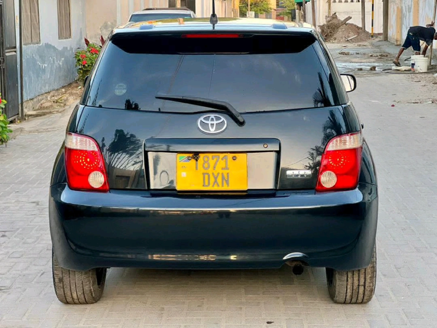 Toyota Ist 2006 Black Sedan (Reg DXN) thumbnail 6