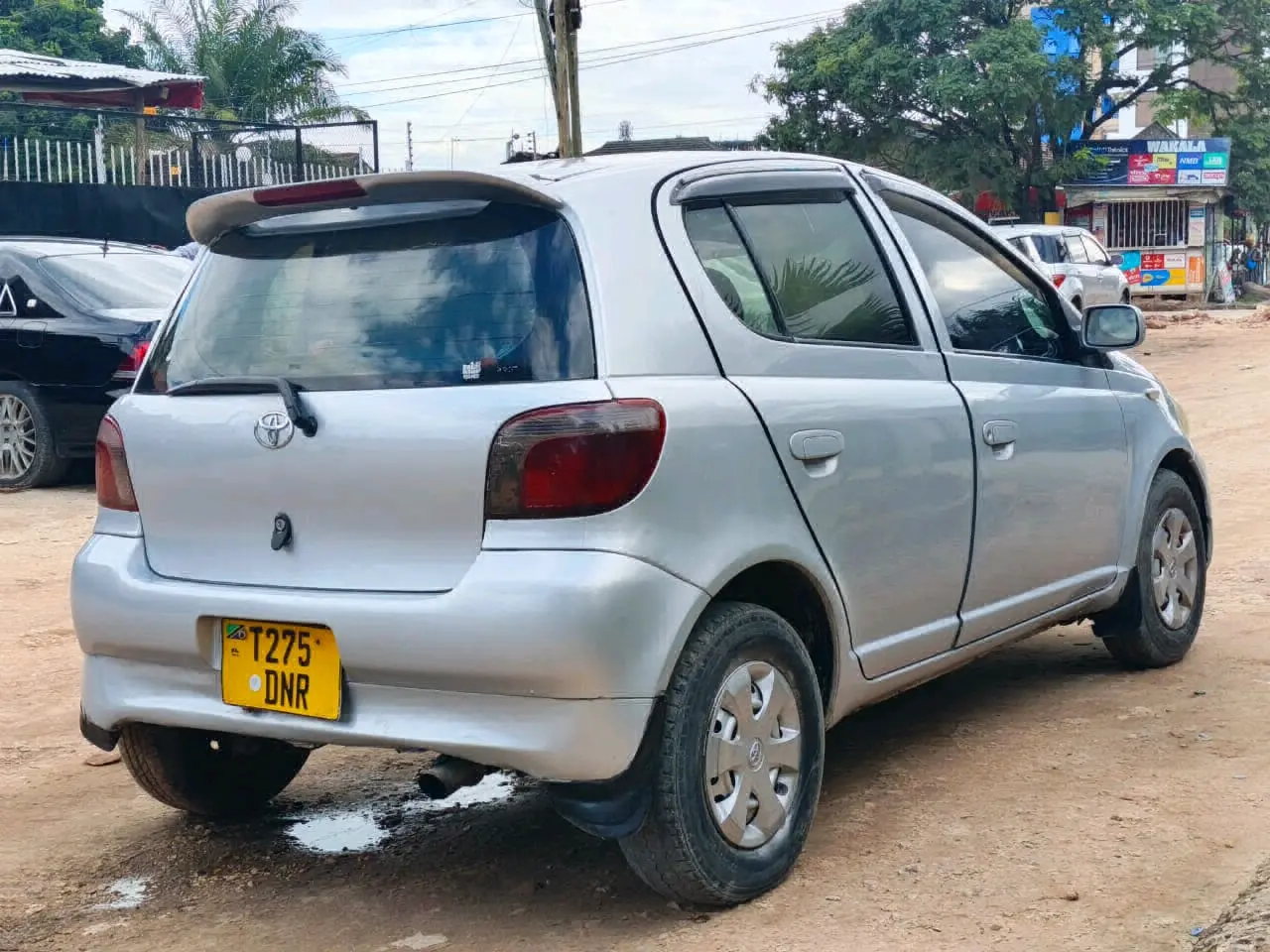 Toyota Vitz DNR thumbnail 5