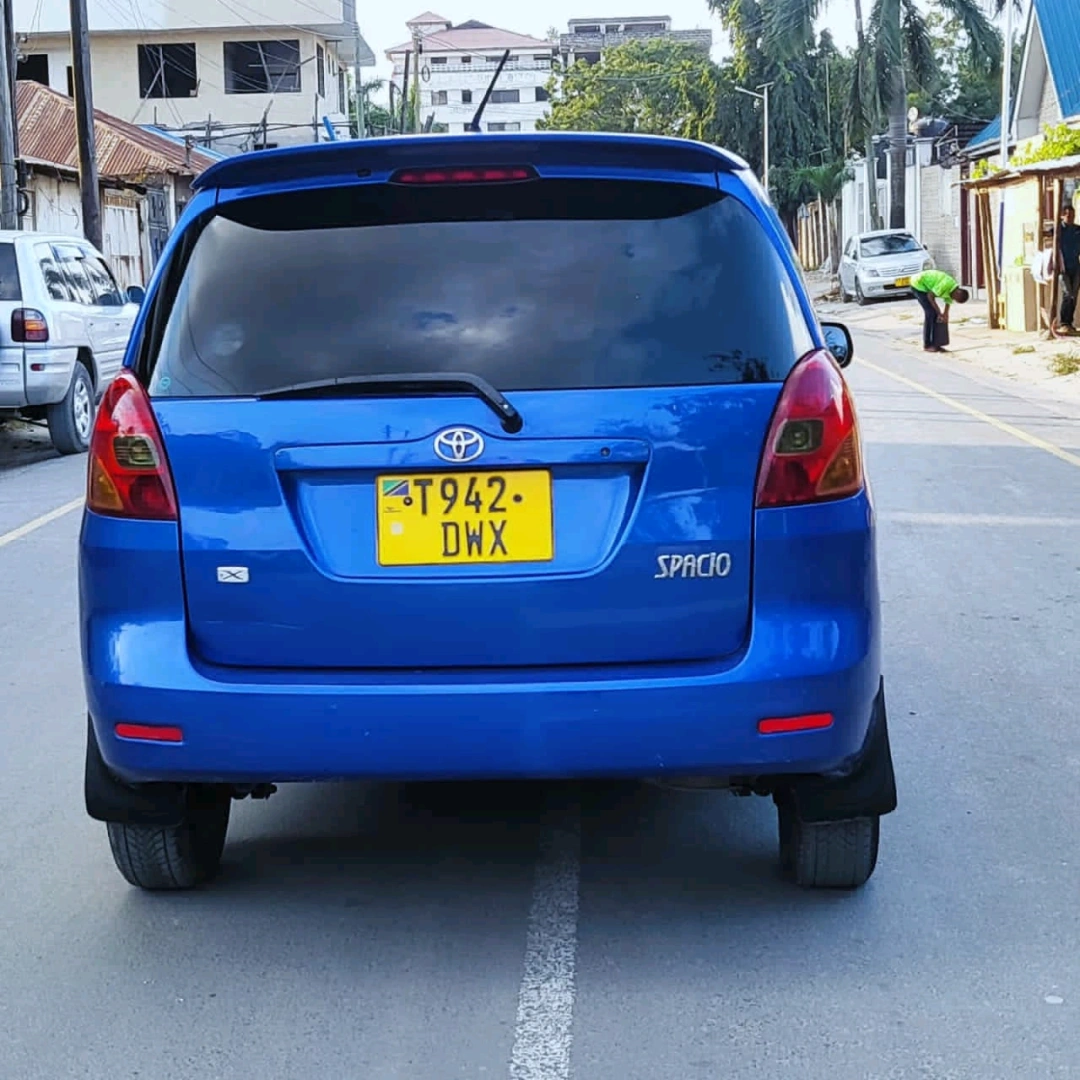 Toyota Spacio 2002 (New Model) 1490cc thumbnail 3