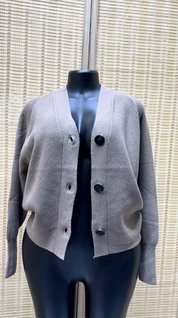 Ribbed Cardigan Sweater (Free Size)