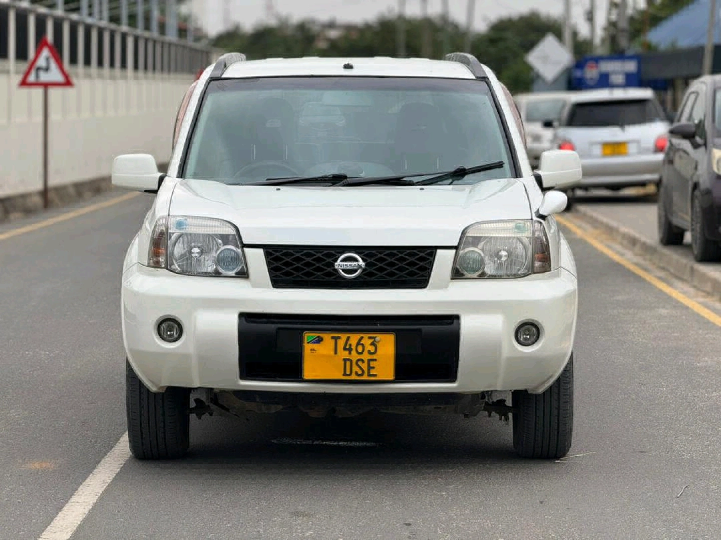 White Nissan X-Trail SUV for Sale
