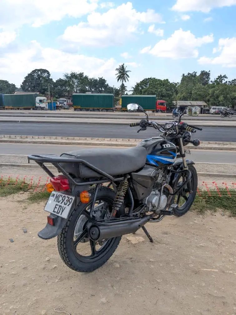 TVS Star HLX 125 (Gear 4) thumbnail 3