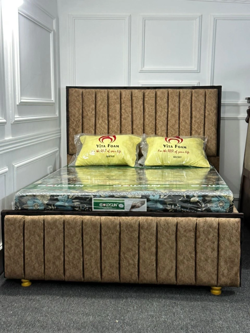Modern Upholstered Bed Frame (Kitanda 5x6)